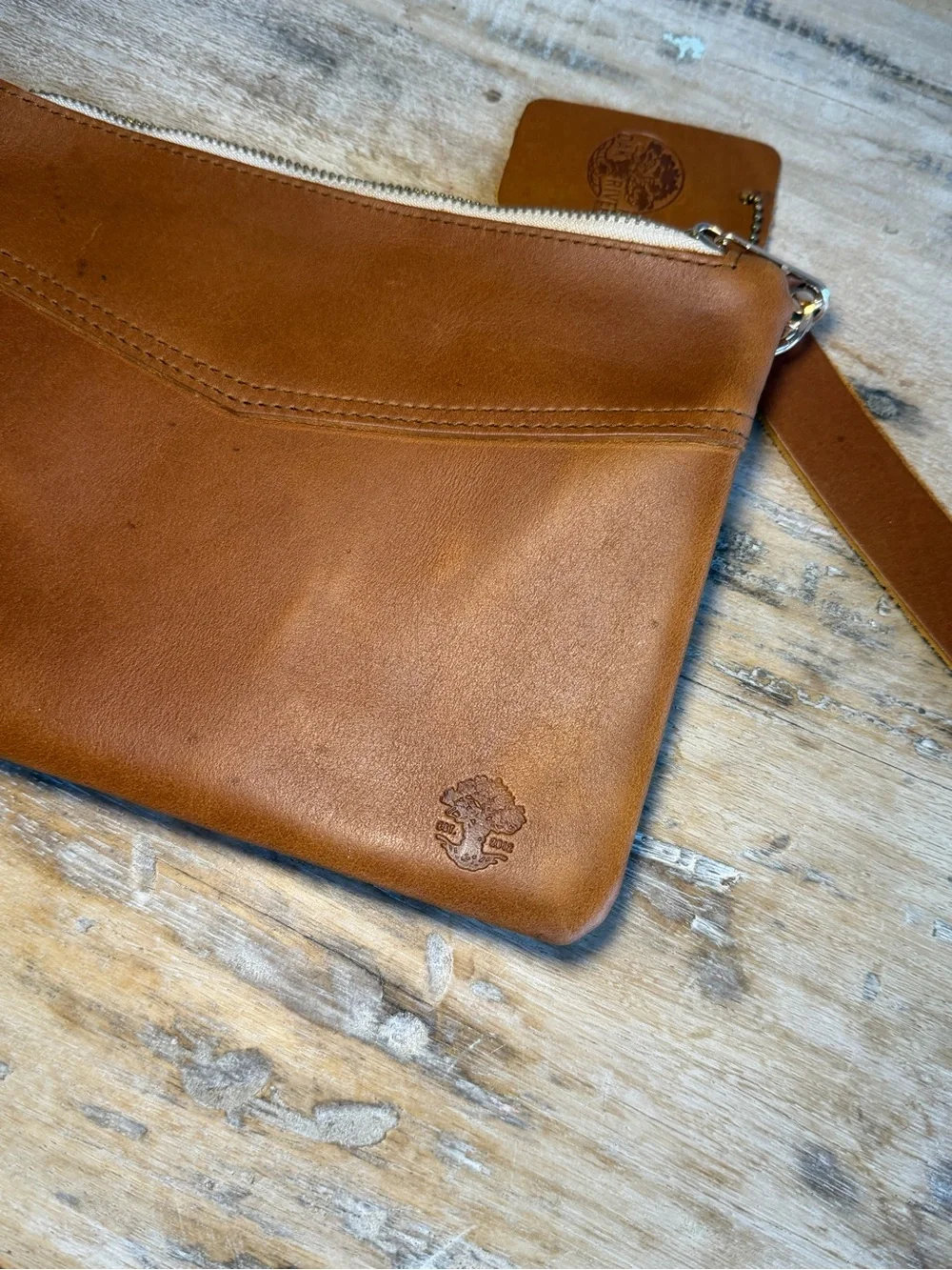 Oak River Brown Leather Wristlet